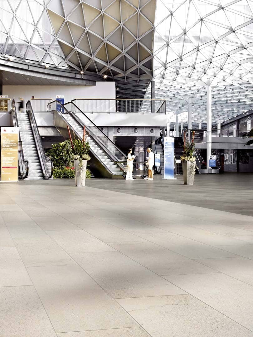 NEO BASALT BIANCO NAT R10 741400 40X80cm. COTTO Italia