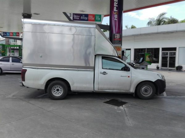 บริการรถกระบะตู้ทึบ 2.1 เมตร