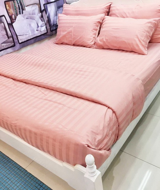 ผ้าปูที่นอนเกรดเอ สีชมพู ผ้าCotton 100% ลายริ้ว