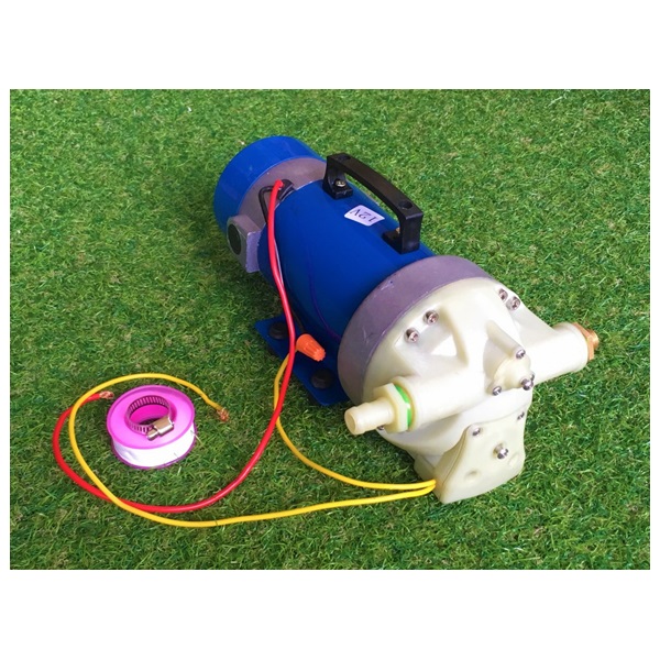 ปั๊มน้ำ-ปั๊มพ่นยา DC 12V 15 บาร์