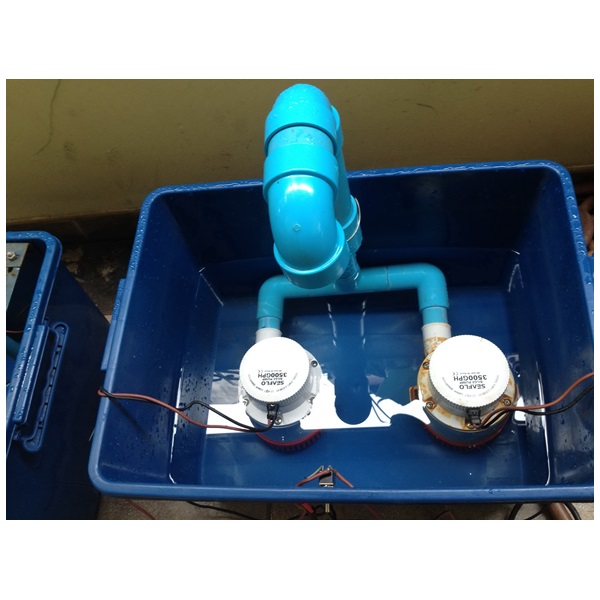 ปั๊มน้ำดีซี 12V รุ่น 3500-GPH 2 ตัว