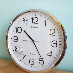 Seiko นาฬิกาแขวนผนัง 14นิ้ว ขอบเงิน PAA020S