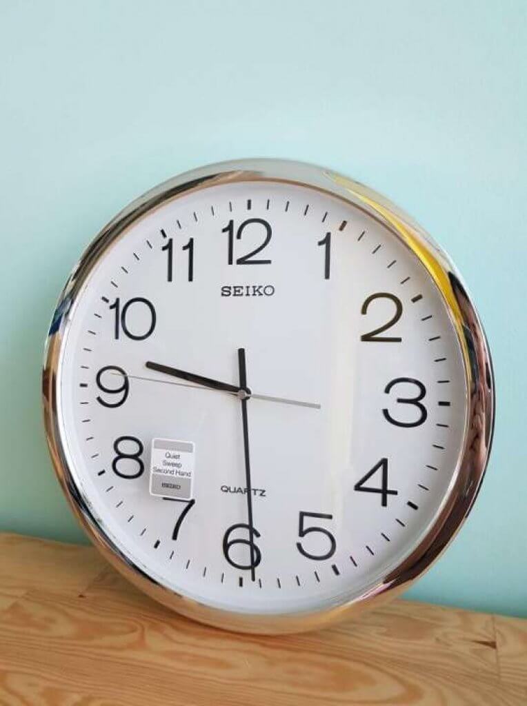Seiko นาฬิกาแขวนผนัง 16นิ้ว ขอบเงิน