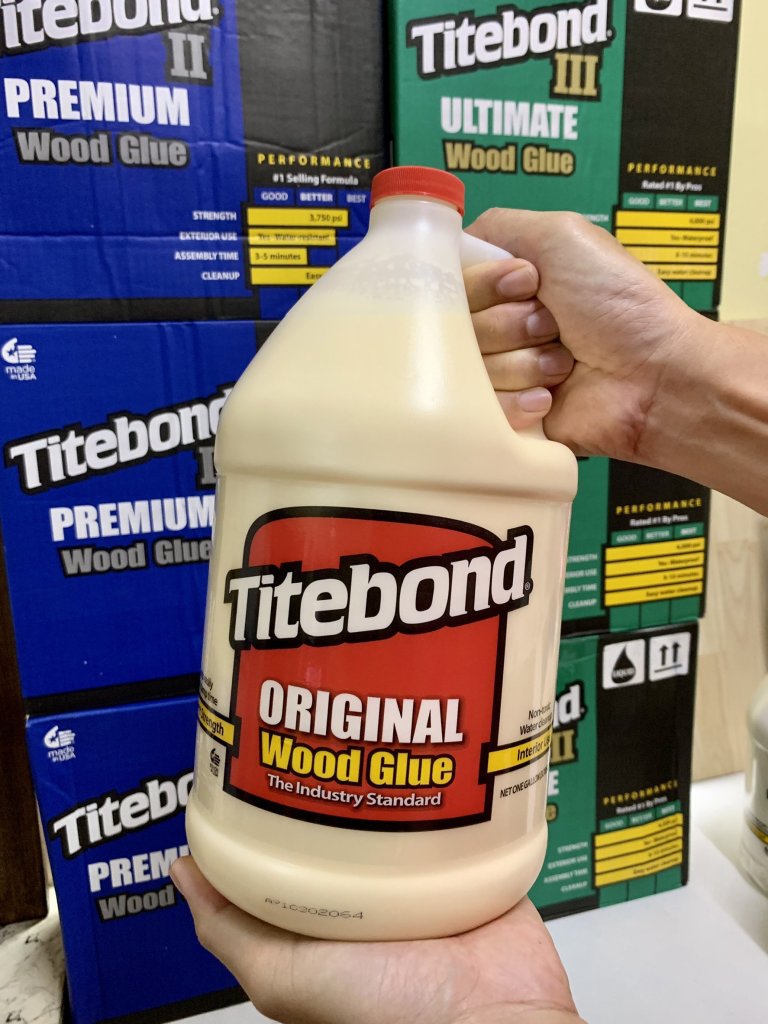 Titebond original 1 แกนลอน กาวงานไม้ (สีแดง)