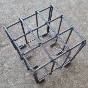 ฟุตติ้งสำเร็จรูป ขนาด 40x40x30 ซม. มีขา 4+4 DB12