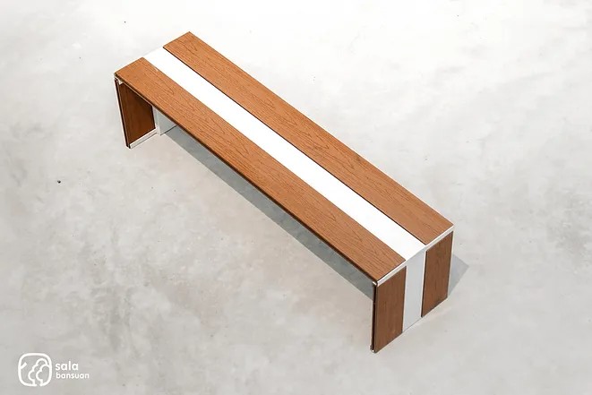 LUCA Bench 150 ม้านั่งสนาม สีไม้ธรรมชาติ 1.50m.